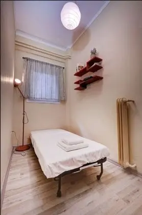 Apart Daire, 1 Büyük (Queen) Boy Yatak ve Çekyat