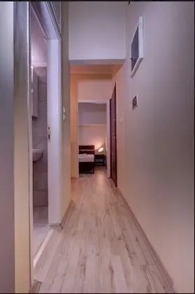 Apart Daire, 1 Büyük (Queen) Boy Yatak ve Çekyat