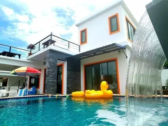 Panbuddee Pool Villa 5