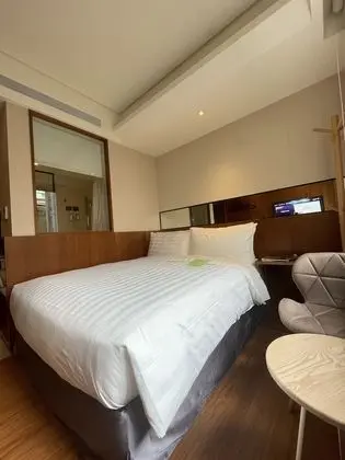 Standard Tek Büyük Yataklı Oda