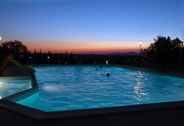 Apart Daire, 2 Yatak Odası, Sigara İçilmez