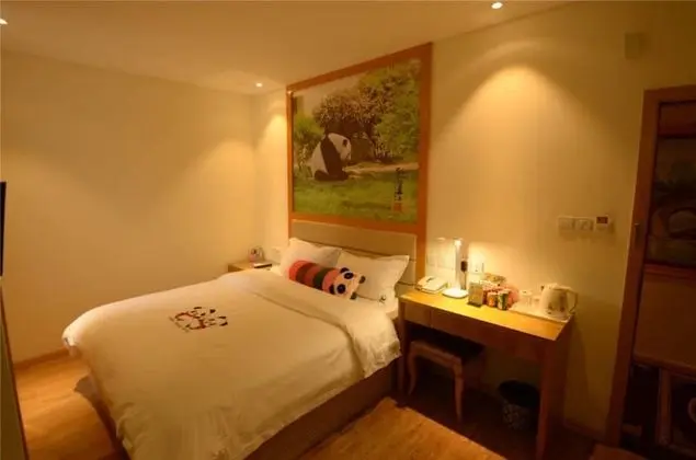 Exclusive Tek Büyük Yataklı Oda