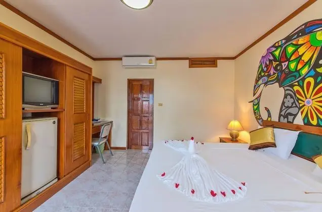 Comfort Tek Büyük Yataklı Oda, 1 Büyük (Queen) Boy Yatak, Sigara İçilmez, Avlu Manzaralı
