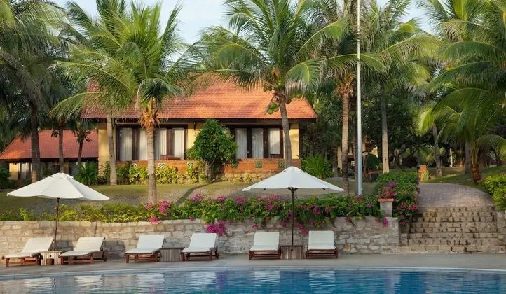 Oda (Garden/Pool view)
