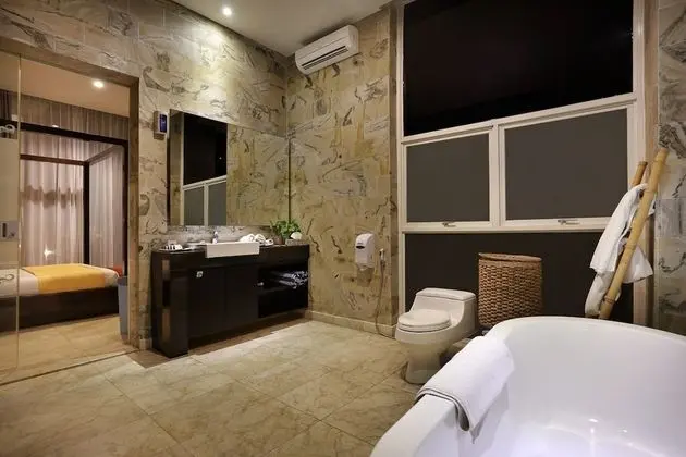 Villa, 2 Yatak Odası, Kişiye Özel Havuzlu, Denize Sıfır