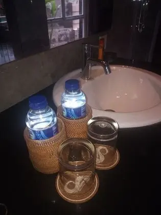 Deluxe Tek Büyük Yataklı Oda, 1 Yatak Odası, Havuz Manzaralı