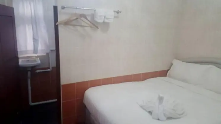 Tek Büyük Yataklı Oda (Budget)