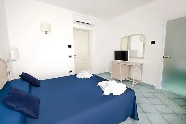 Superior Tek Büyük veya İki Ayrı Yataklı Oda, Deniz Manzaralı