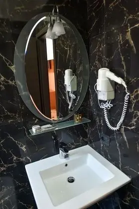 Üç Kişilik Oda, Balkon