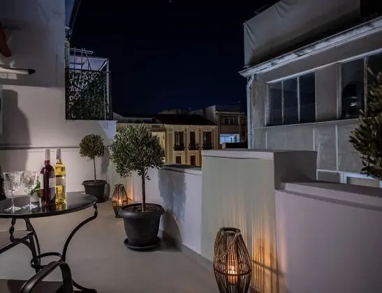 Deluxe Stüdyo Süit