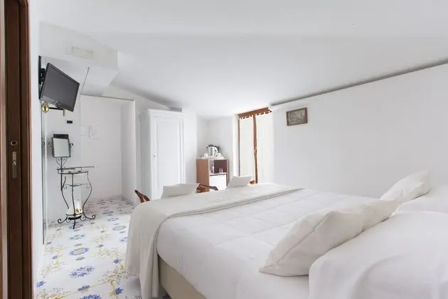 Deluxe Tek Büyük veya İki Ayrı Yataklı Oda