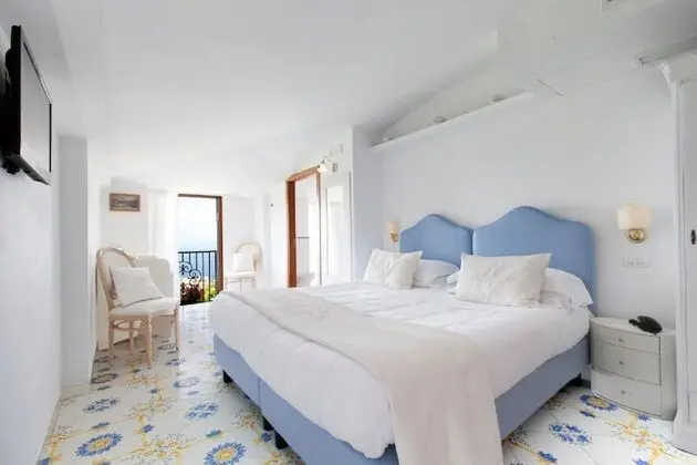 Üç Kişilik Oda, Balkon, Deniz Manzaralı