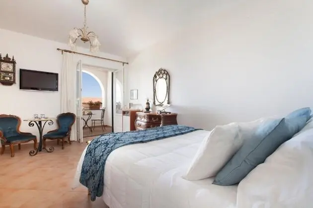 Üç Kişilik Oda, Balkon, Deniz Manzaralı