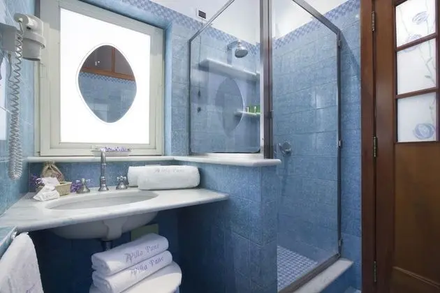 Üç Kişilik Oda, Balkon, Deniz Manzaralı