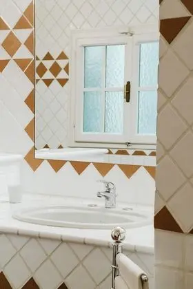 Deluxe Tek Büyük veya İki Ayrı Yataklı Oda