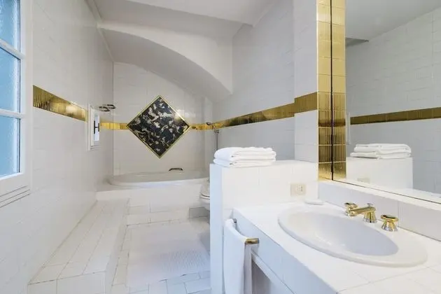 Deluxe Tek Büyük veya İki Ayrı Yataklı Oda