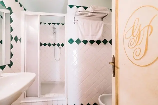 Superior Tek Büyük veya İki Ayrı Yataklı Oda