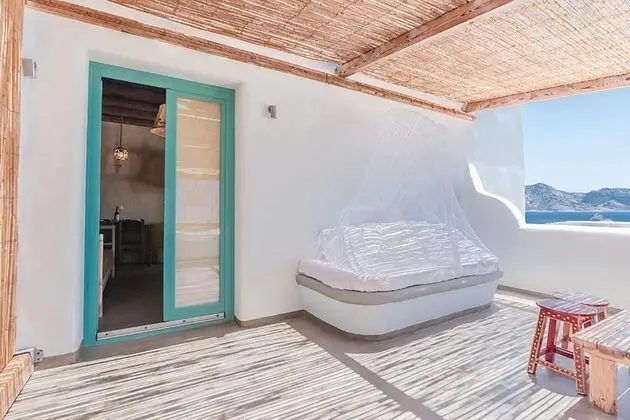 Deluxe Stüdyo Süit