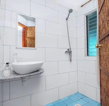 Tek Büyük Yataklı Oda (with Air Conditioner)