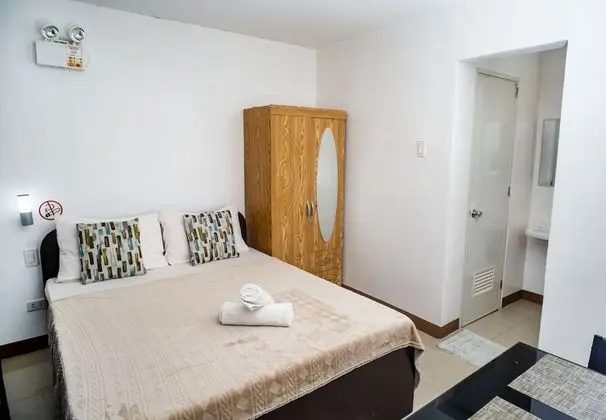 Standard Stüdyo, Küçük Mutfak