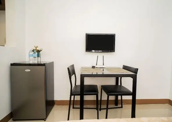 Standard Stüdyo, Küçük Mutfak