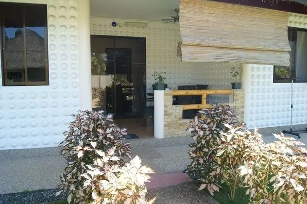 Family Villa, 2 Büyük (Queen) Boy Yatak, Engellilere Uygun, Havuz Manzaralı
