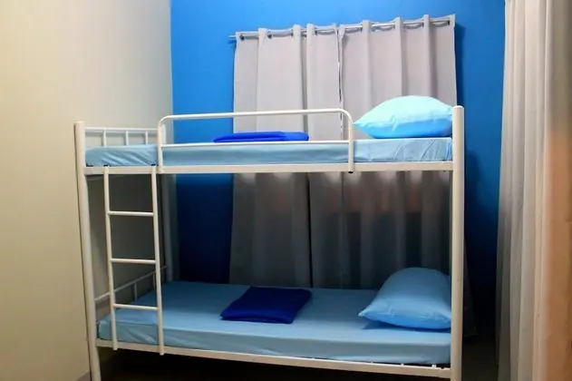 Ortak Ranzalı Oda, Ortak Banyo (1 Bed)