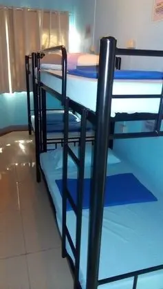 Ortak Ranzalı Oda, Ortak Banyo (1 Bed)