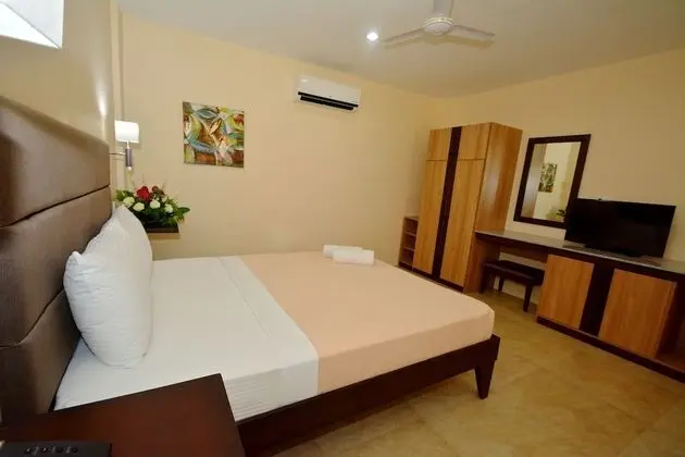 Deluxe Double Room (West Wing)