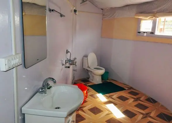 Comfort Çadır, Göl Manzaralı