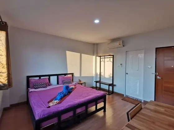 Queen Room
