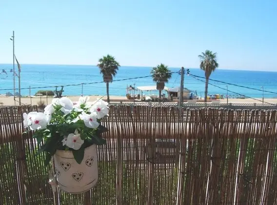 Apart Daire, Birden Çok Yatak, Sigara İçilmez, Deniz Manzaralı