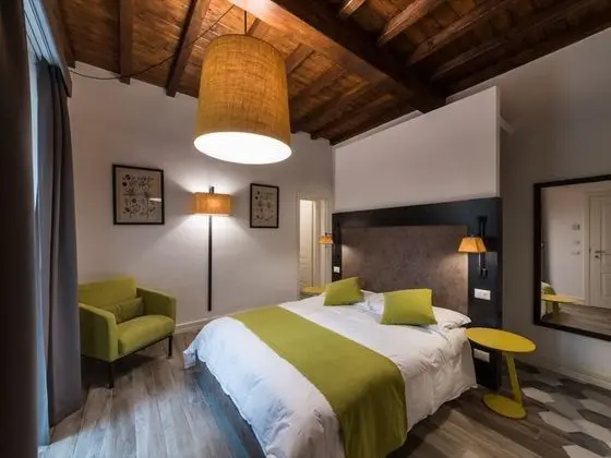 Apart Daire (5 Bedrooms)