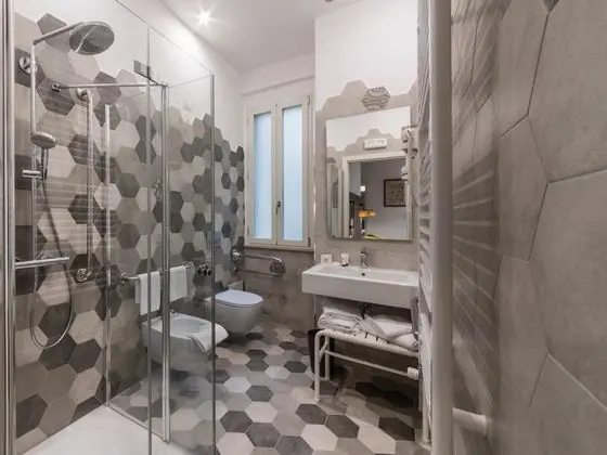 Apart Daire (5 Bedrooms)