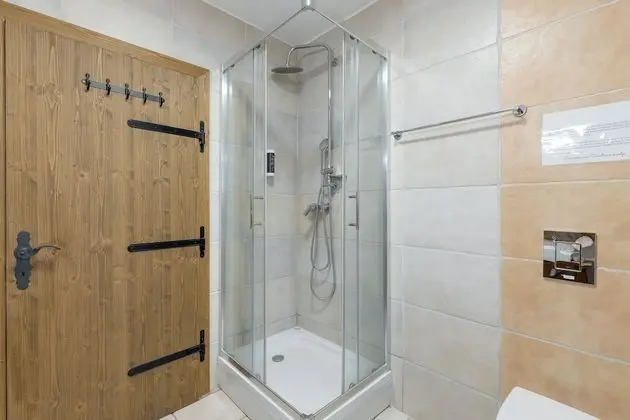 Family Ev, Birden Çok Yatak, 2 Banyolu, Bahçeli (Pannonian Duplex 11 Pond View)