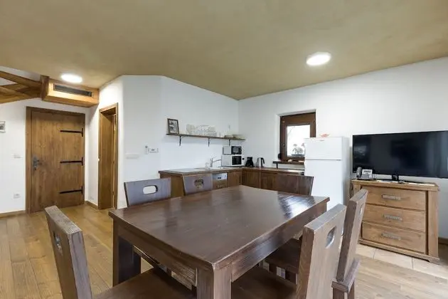 Family Ev, Birden Çok Yatak, 2 Banyolu, Bahçeli (Pannonian Duplex 11 Pond View)