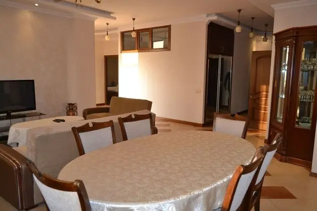 City Apart Daire, 3 Yatak Odası, Sigara İçilebilir, Şehir Manzaralı (40/1 Sayat-Nova Avenue)