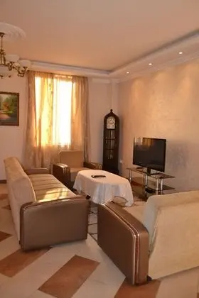 City Apart Daire, 3 Yatak Odası, Sigara İçilebilir, Şehir Manzaralı (40/1 Sayat-Nova Avenue)