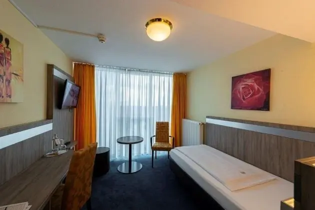Oda