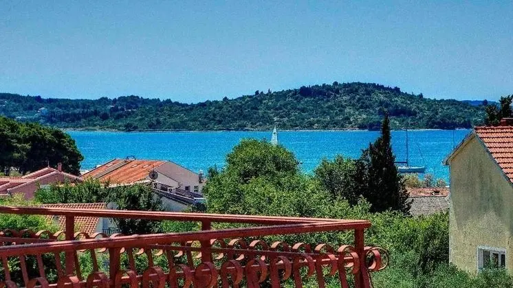 Stüdyo, Balkon, Kısmi Deniz Manzaralı