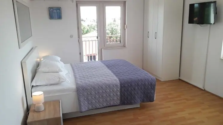 Stüdyo, Balkon, Kısmi Deniz Manzaralı