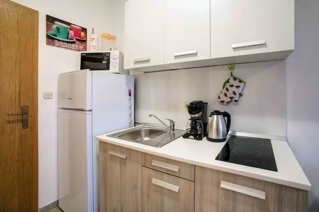 Stüdyo, Balkon, Kısmi Deniz Manzaralı