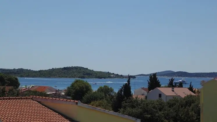 Stüdyo, Balkon, Kısmi Deniz Manzaralı