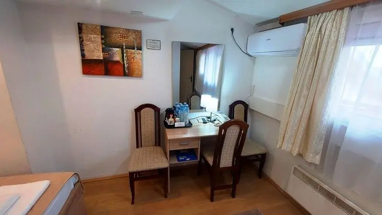 Family Üç Kişilik Oda