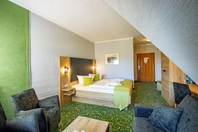 Tek Büyük Yataklı Oda, Balkon