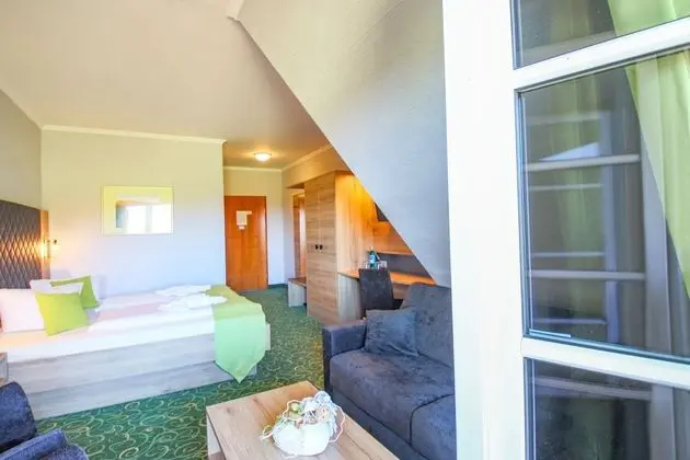 Tek Büyük Yataklı Oda, Balkon