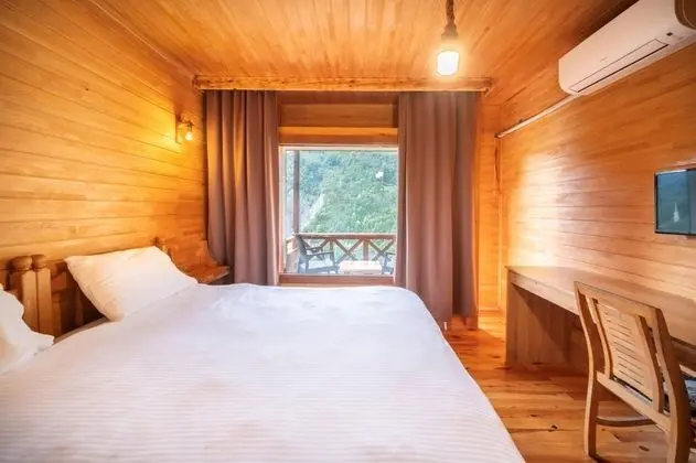 Deluxe Oda-Balkonlu, Nehir Manzaralı, Balkonlu