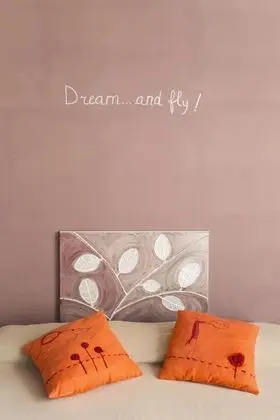 Üç Kişilik Oda