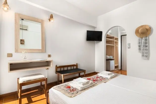 Tek Büyük veya İki Ayrı Yataklı Oda, Şehir Manzaralı