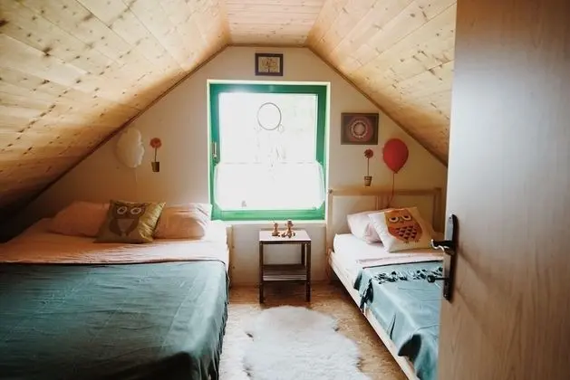 Ev (Two bedroom Cottage)